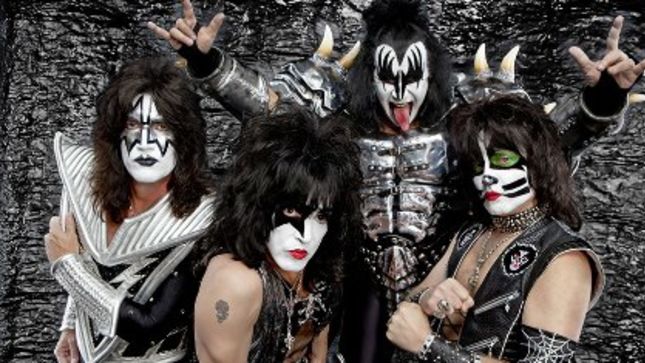 KISS - Pre-Show Backstage Footage and Video Of "Detroit Rock City" From Oregon Gig Posted