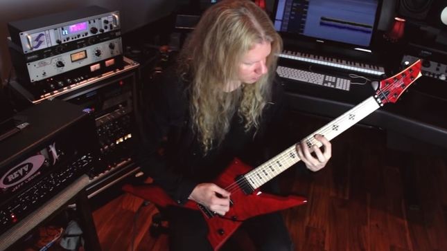 JEFF LOOMIS Plays New Song While Demoing New Schecter Guitar; Video