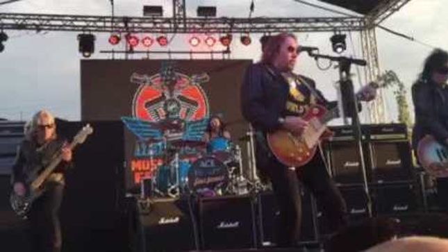 ACE FREHLEY - Fan-Filmed Video From MotorCity Harley-Davidson Music + Food Festival Performance Posted