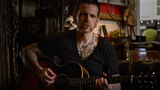 RICKY WARWICK Premiers Official Live Video For “Psycho”