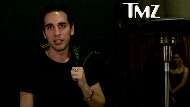 NICK SIMMONS On Dad GENE SIMMONS’ Profiling Comments - “He’s The F@#$ing Donald Trump Of Rock, I Can’t Take It Anymore”; Video