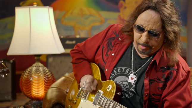 Original KISS Guitarist ACE FREHLEY Shreds At Electric Lady Studios NYC; Video