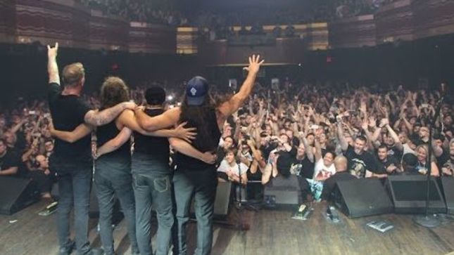 METALLICA - Fan-Filmed Video Of Entire Webster Hall Show Posted; "Moth Into Flame" Performed Live For The First Time