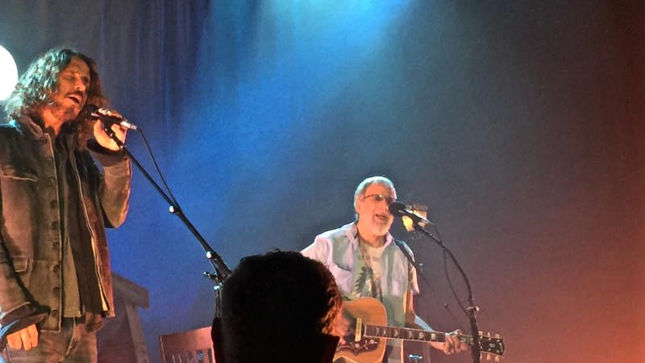 CHRIS CORNELL Joins YUSUF ISLAM On Stage At Los Angeles Concert; Video
