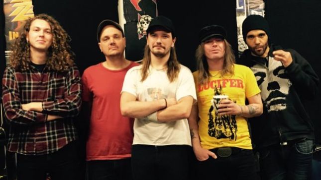 ENTOMBED – First Photo Of New Lineup Released