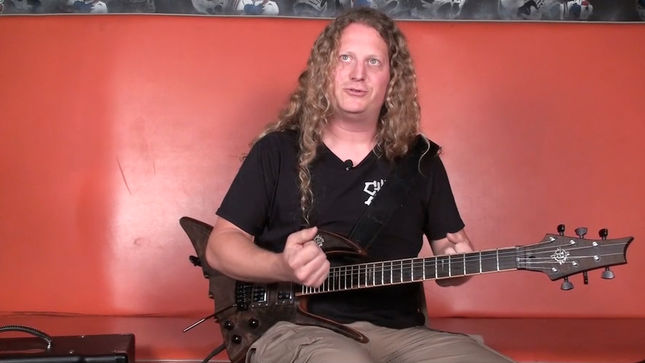 VOIVOD Guitarist CHEWY Demonstrates “Killing Technology” Post Chorus Chords In New Video Lesson
