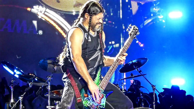 METALLICA Bassist ROBERT TRUJILLO Asked If Rumours Of North American Open Air Stadium Tour Are True - “I Would Say Yes”; Audio