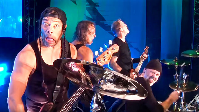 METALLICA Perform “Master Of Puppets” In Guatemala City; Pro-Shot Performance Video And Tuning Room Footage Streaming
