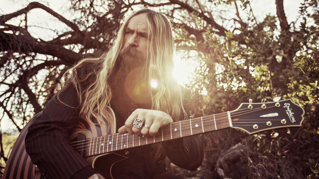 ZAKK WYLDE Tops Canadian Active Rock Charts With “Sleeping Dogs” Featuring COREY TAYLOR