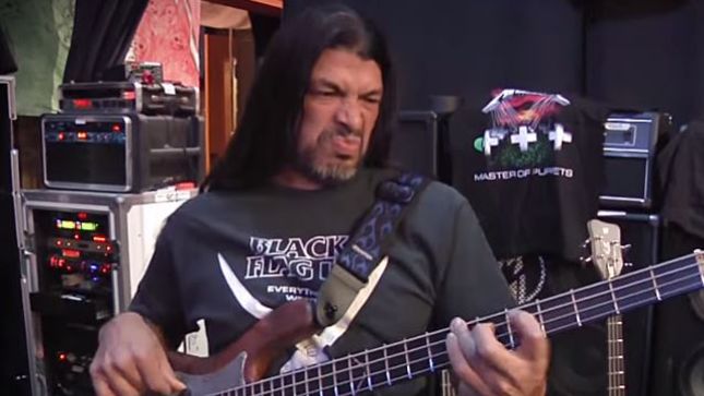 METALLICA Bassist ROBERT TRUJILLO Talks "Spit Out The Bone" And Bass In Metal With BangerTV's SAM DUNN (Video)