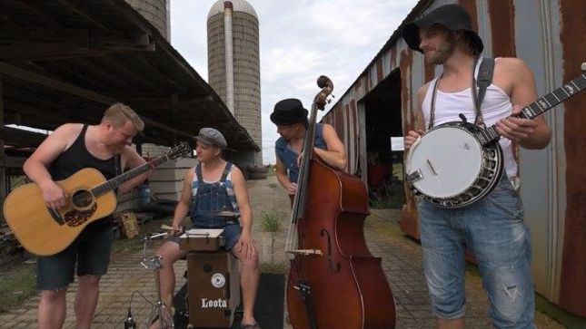 STEVE'N'SEAGULLS Release Video For Cover Of THE OFFSPRING's 