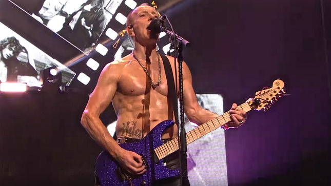 DEF LEPPARD Guitarist PHIL COLLEN Pens New Song In Tribute To JOE SATRIANI; “Yo To Joe” Available July 21st