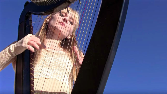 Harp Twins CAMILLE AND KENNERLY Cover METALLICA Classic “Enter Sandman”; Video Streaming