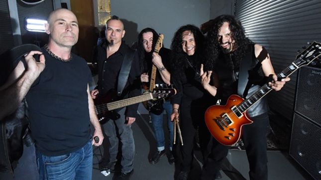 ARMORED SAINT Bassist JOEY VERA Looks Back On The Early Days - "We Had No Experience In Even How To Stick To Our Own Guns" 