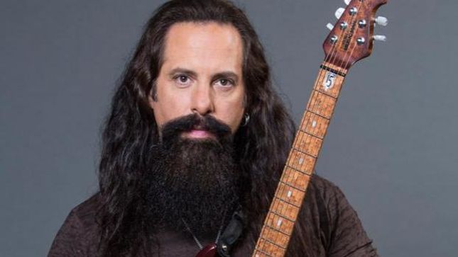 DREAM THEATER Guitarist JOHN PETRUCCI - "I Continue To Practice And Try To Develop The Craft; Identity Is Really Important" (Video)