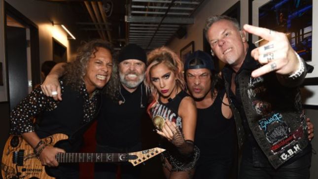 METALLICA Drummer LARS ULRICH Talks Teaming Up With LADY GAGA - "It Literally Felt Like She Was The Fifth Member Of Our Band For The Whole Weekend"