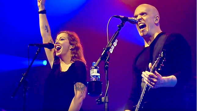 ANNEKE VAN GIERSBERGEN Joins DEVIN TOWNSEND PROJECT On Stage In Amsterdam; Video Posted