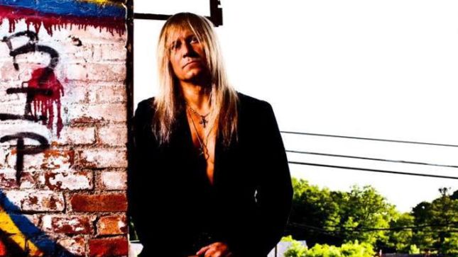 SAVATAGE / TRANS-SIBERIAN ORCHESTRA Guitarist CHRIS CAFFERY's Track-By-Track Look Back On W.A.R.P.E.D Solo Album - "'Amazing Grace' Is One Of The Few Covers I've Ever Recorded"