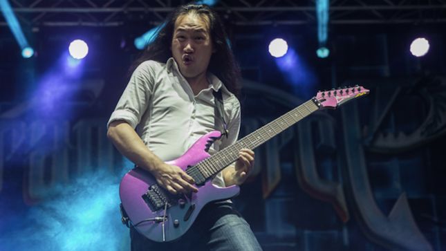 DRAGONFORCE Guitarist HERMAN LI Talks Music Theory - "People Who Studied Music See Things Differently Than I Do" 