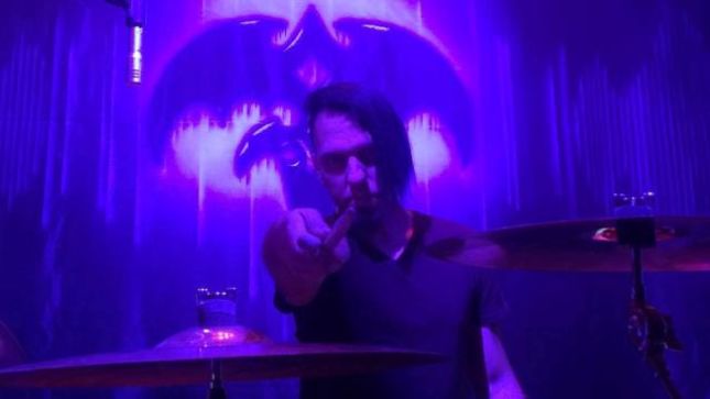 KAMELOT Drummer CASEY GRILLO Performs With QUEENSRŸCHE For The First Time (Video)