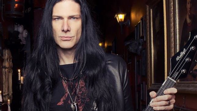 TODD KERNS - Stage-Played Basses For Sale On Upcoming SLASH FEATURING MYLES KENNEDY AND THE CONSPIRATORS Tour