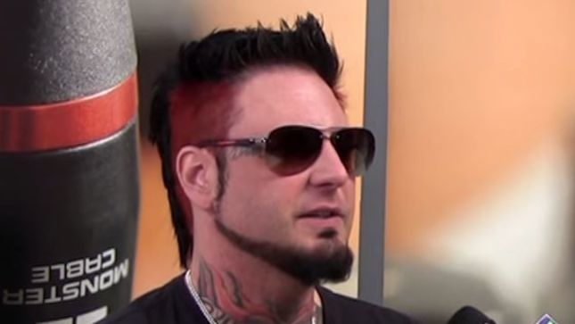 FIVE FINGER DEATH PUNCH Guitarist JASON HOOK Returns To Canada - "My First Job Was Working For Tim Horton's Packing Donuts Onto A Van; It Was Awful" (Video)