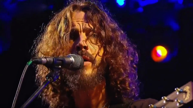 CHRIS CAFFERY Pays Tribute To CHRIS CORNELL - "A Modern Day JIM MORRISON But He Had A DIO-Like Voice"