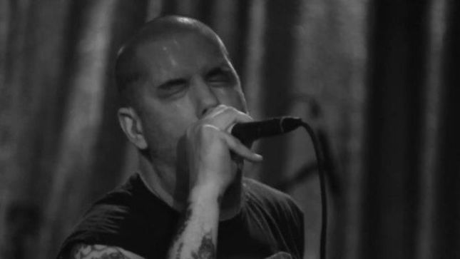 Pro-Shot Footage Of PHIL ANSELMO's SCOUR Performing PANTERA's "Strength Beyond Strength" Live