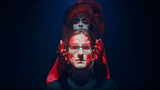STEVEN WILSON Debuts Music Video For “Song Of I” Featuring SOPHIE HUNGER