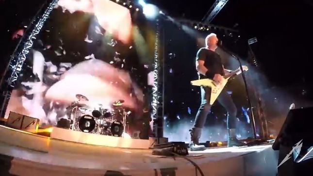 METALLICA – Pro-Shot Footage Of “Battery” Live In Chicago Streaming