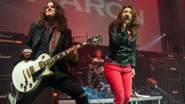 LEE AARON Performs New Song, Cover Of DEEP PURPLE Classic From Forthcoming Album On Tour In Germany; Fan-Filmed Video Posted
