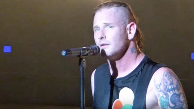 COREY TALYOR Dedicates STONE SOUR"s "Through Glass" To CHESTER BENNINGTON At Mansfield Show - "We Will Fucking Miss You" (Video)