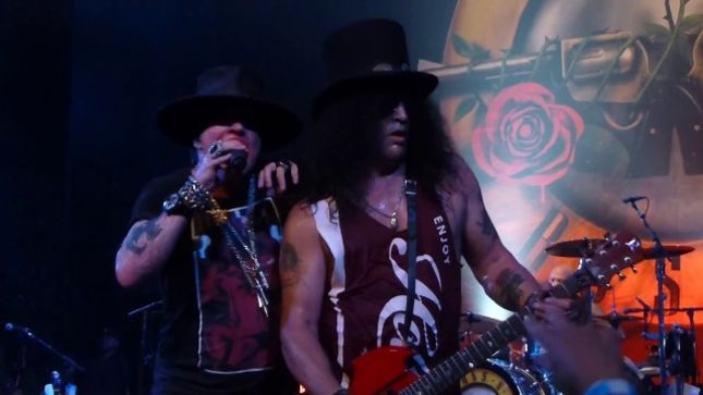 GUNS N' ROSES - Quality Fan-Filmed Video From Invitation-Only Apollo Theater Show In Harlem Posted