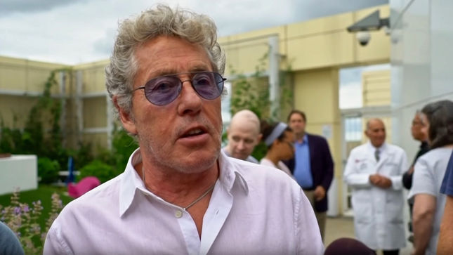 THE WHO Frontman ROGER DALTREY Visits Teenage Cancer Patients; Video