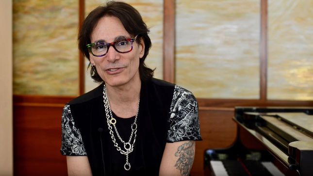 STEVE VAI Discusses Upcoming Vai Academy 4.0 - “You All Get To Jam With Me”; Video