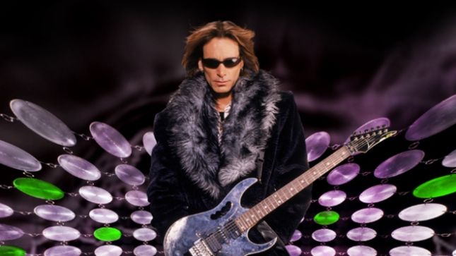 STEVE VAI To Present Signed Guitar To Raffle Winner At Upcoming Long Island Master Class