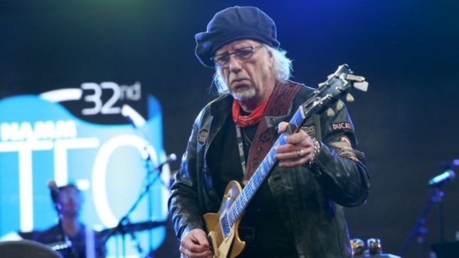 AEROSMITH’s Brad Whitford – “We’ve Started Recording A New Song”