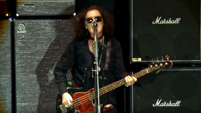 GLENN HUGHES Performs DEEP PURPLE Classic “Might Just Take Your Life” At Hungary’s Fezen 2017; Video Streaming