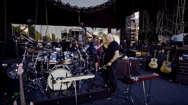 DAVID GILMOUR Streaming Excerpt Of European Tour Documentary 2016 From Live At Pompeii Release; Video