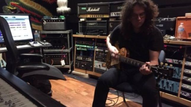 LEE AARON Guitarist SEAN KELLY Working On New CRASH KELLY Material - "Equal Parts '70s Glam Rock Boogie And Mid-'80s Sunset Strip"