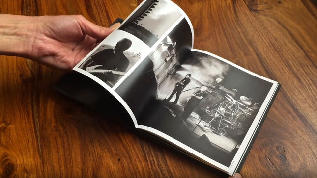 DAVID GILMOUR - Unboxing The Deluxe Edition Of Live At Pompeii; Video