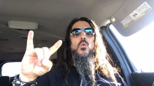 MACHINE HEAD Frontman ROBB FLYNN Posts Update From His Car "Because I Don't Swear In The House"; New Video Being Filmed This Week 