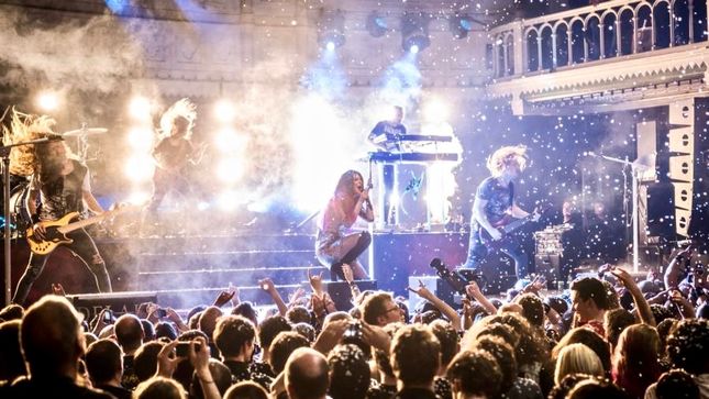 DELAIN Members Discuss 10th Anniversary, New Live Release - "We've Really Found Our Vibe"