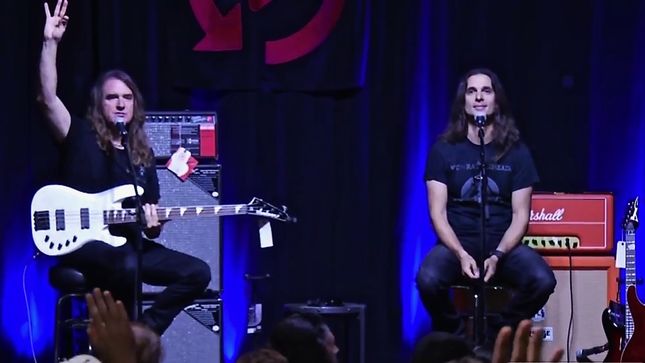 MEGADETH's DAVID ELLEFSON And KIKO LOURIERO At Replay Guitar Exchange; Q&A, Performance Video Streaming