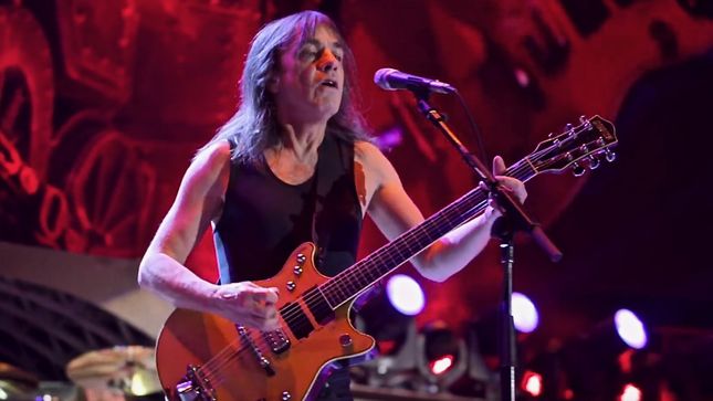 MEGADETH Leader DAVE MUSTAINE Pens Lengthy Tribute To Late AC/DC Guitarist MALCOLM YOUNG - "A Good Riff You Can Play Over And Over Again, And Malcolm Wrote A Lot Of That Music"
