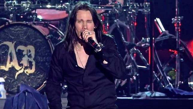 MYLES KENNEDY Signs With Napalm Records; First Solo Album, Year Of The Tiger, Due In Spring 2018