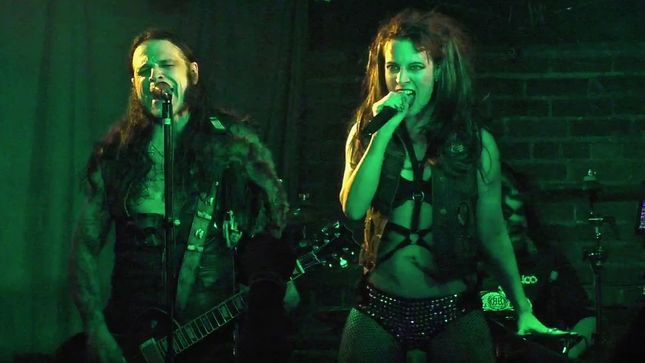 BEASTO BLANCO Frontman CHUCK GARRIC - "When You Get CALICO COOPER In The Band With The Energy She Has, You're Bound To Have Theatrics"