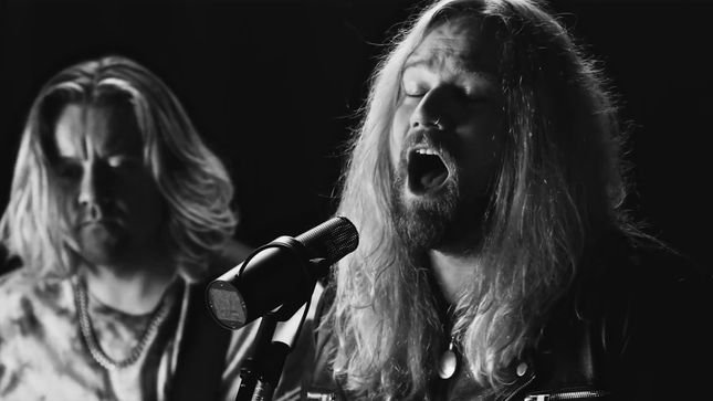 INGLORIOUS Perform "Until I Die" At YouTube Space London; Live Acoustic Video Streaming