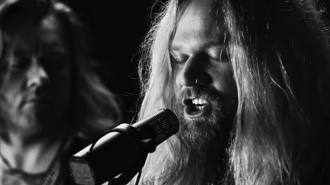 INGLORIOUS Perform "I Don't Need Your Loving" At YouTube Space London; Live Acoustic Video Streaming