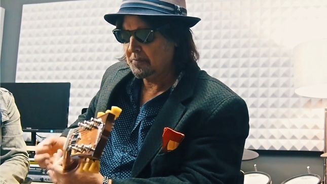 MOTÖRHEAD Guitarist's PHIL CAMPBELL AND THE BASTARD SONS Playthrough "Freak Show", "Step Into The Fire" Tracks; Video